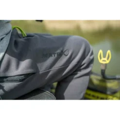 PANTALON HOMME FOX MATRIX BLACK EDITION JOGGERS - NOIR -Sensas Rive Magasin pantalon homme fox matrix black edition joggers noir z 2516 251695 14