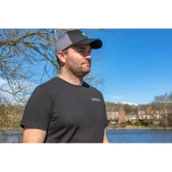 TEE SHIRT MANCHES COURTES HOMME PRESTON INNOVATIONS BLACK T-SHIRT - NOIR -Sensas Rive Magasin tee shirt manches courtes homme preston innovations black noir z 2488 248891 4