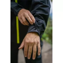 VESTE HOMME FOX MATRIX 10K WATERPROOF JACKET - NOIR -Sensas Rive Magasin veste homme fox matrix 10k waterproof jacket noir z 2611 261113 18